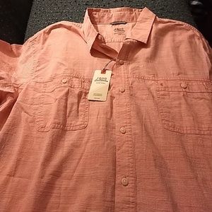 NWT. Izod Saltwater 2 pocket Chambray. XXL